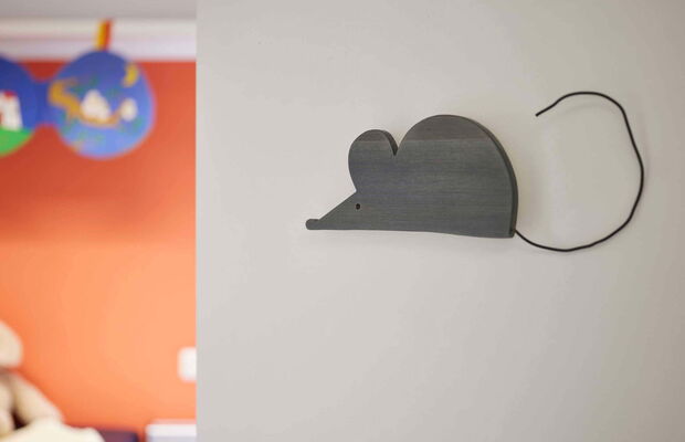 Kinderärzte Ziegler Maus an der Wand